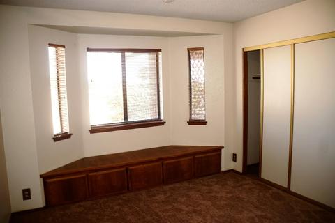 16585 Deodar St, Hesperia, CA 92345 photo 13