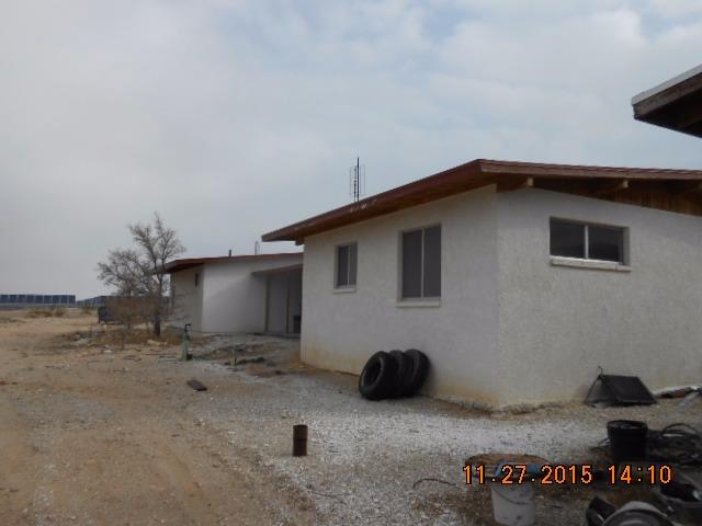 36480 Cochise Trl, Lucerne Valley, CA 92356 photo 3