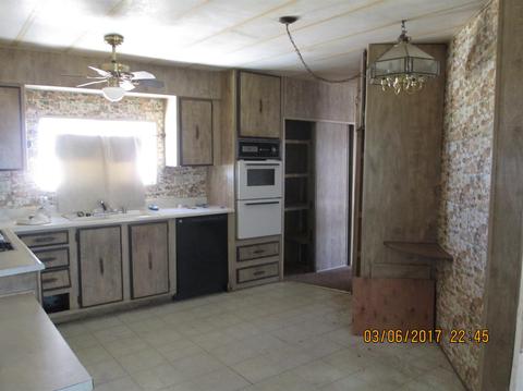 5665 Smoke Tree Rd, Phelan, CA 92371 photo 13
