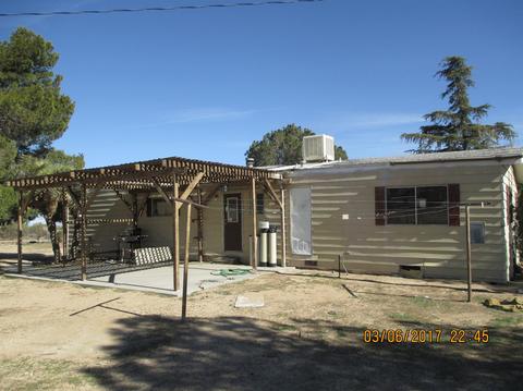 5665 Smoke Tree Rd, Phelan, CA 92371 photo 12