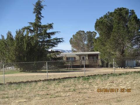 5665 Smoke Tree Rd, Phelan, CA 92371 photo 4