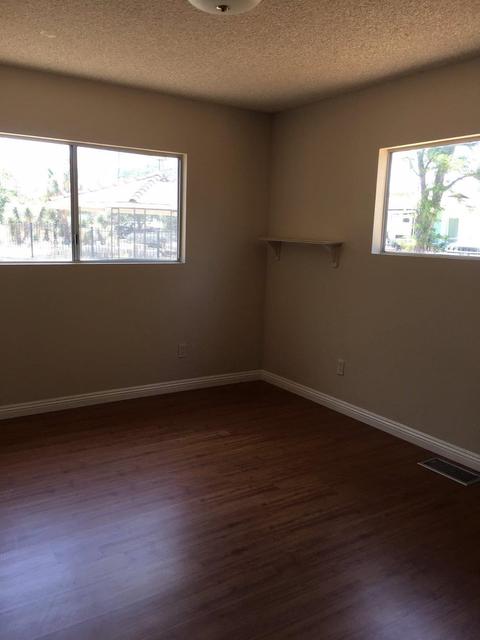 4545 Lindero St, Phelan, CA 92371 photo 8