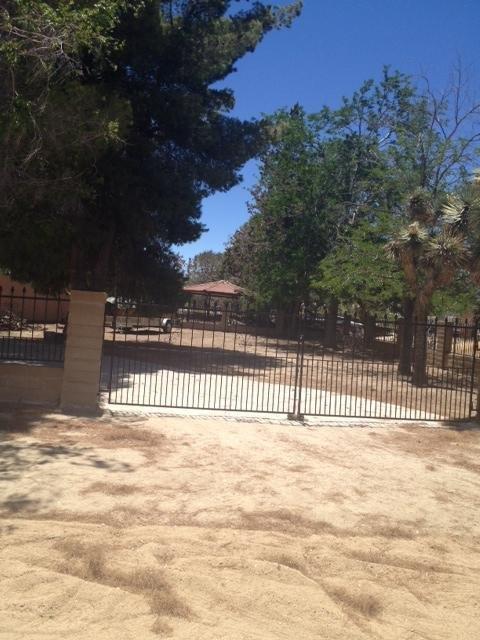 4545 Lindero St, Phelan, CA 92371 photo 9