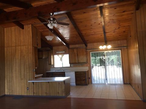 4545 Lindero St, Phelan, CA 92371 photo 2