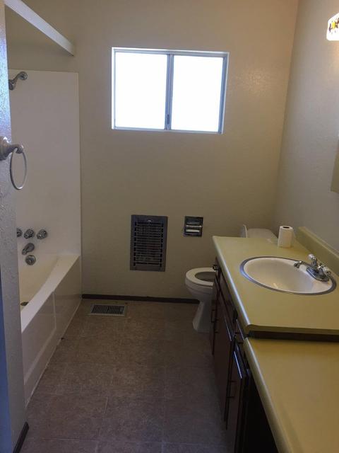 4545 Lindero St, Phelan, CA 92371 photo 7