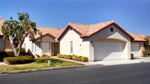 11536 Oak St, Apple Valley, CA 92308 photo 1