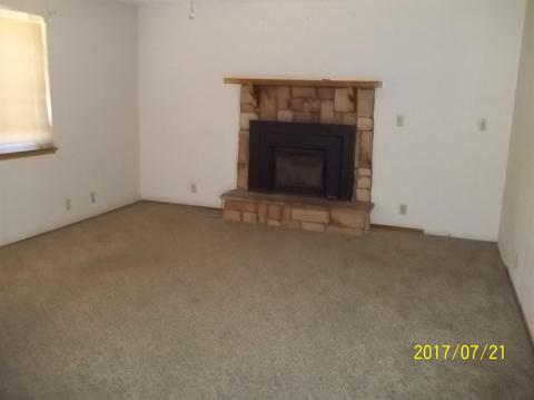 10672 Redlands Ave, Hesperia, CA 92345 photo 4