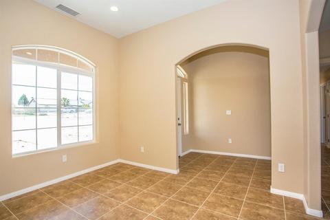 9639 Tecate Ave, Hesperia, CA 92345 photo 6