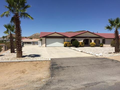 16590 Malahat Rd, Apple Valley, CA 92307 photo 1