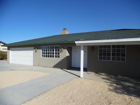 21164 Wisteria St, Apple Valley, CA 92308 photo 2