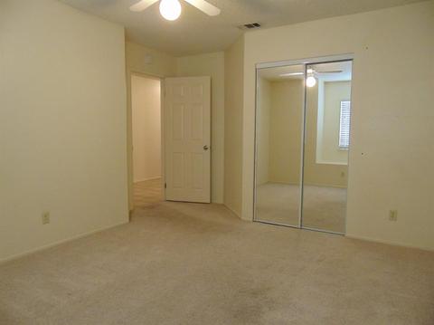 13440 Mountain Dr, Hesperia, CA 92344 photo 13