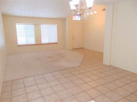 13440 Mountain Dr, Hesperia, CA 92344 photo 5