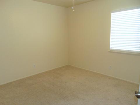 13440 Mountain Dr, Hesperia, CA 92344 photo 17