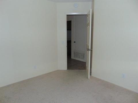 13440 Mountain Dr, Hesperia, CA 92344 photo 16