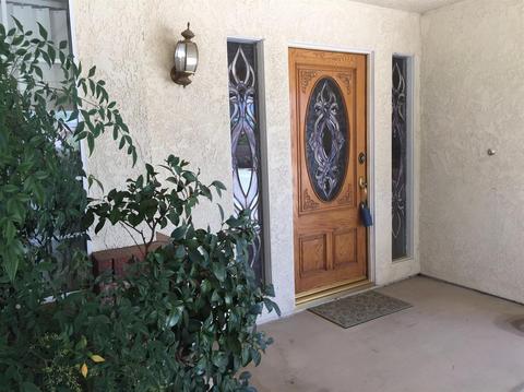 12755 Bay Ln, Apple Valley, CA 92308 photo 2