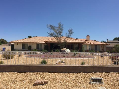 12755 Bay Ln, Apple Valley, CA 92308 photo 1