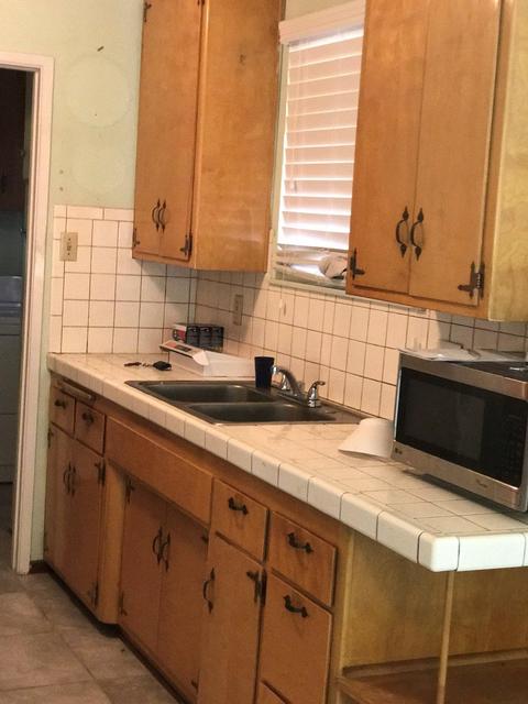 921 Las Amigas Dr, Barstow, CA 92311 photo 5
