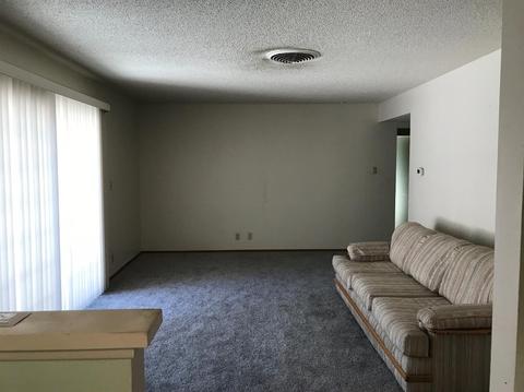 921 Las Amigas Dr, Barstow, CA 92311 photo 3