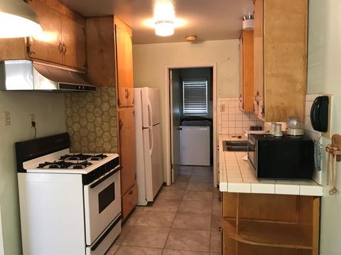 921 Las Amigas Dr, Barstow, CA 92311 photo 8