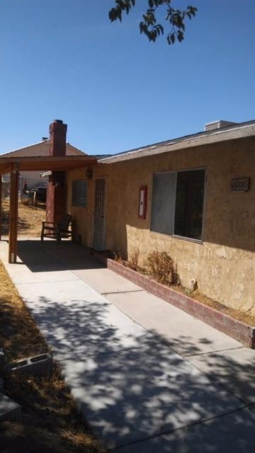 18150 Live Oak St, Hesperia, CA 92345 photo 3