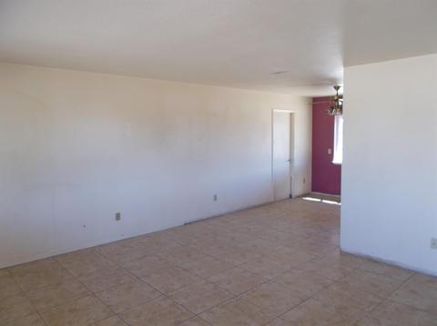 11917 4th Ave, Hesperia, CA 92345 photo 2