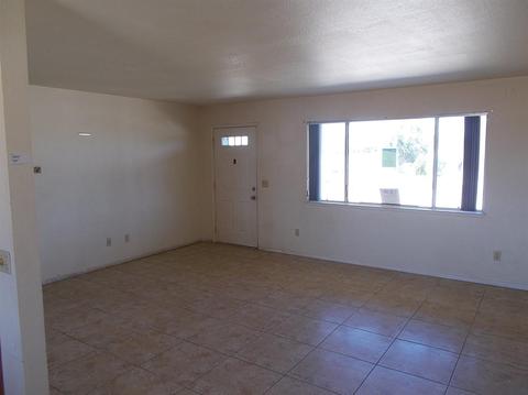 11917 4th Ave, Hesperia, CA 92345 photo 3