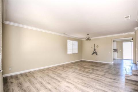 14452 Silent Spring St, Hesperia, CA 92344 photo 9