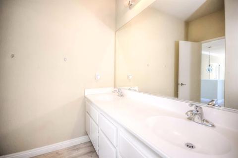 14452 Silent Spring St, Hesperia, CA 92344 photo 25