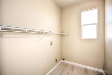14452 Silent Spring St, Hesperia, CA 92344 photo 22