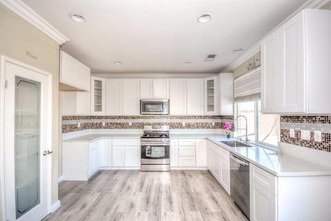 14452 Silent Spring St, Hesperia, CA 92344 photo 6