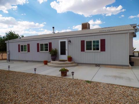 11365 Schlitz Rd, Phelan, CA 92371 photo 1