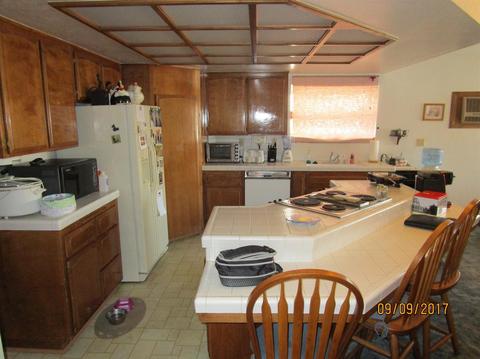 26213 Fleet Ln, Helendale, CA 92342 photo 2