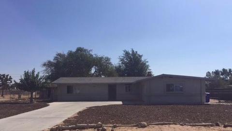 12819 Pocono Rd, Apple Valley, CA 92308 photo 1