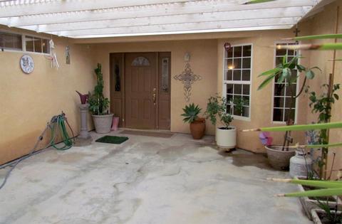 11562 Oasis Rd, Pinon Hills, CA 92372 photo 2