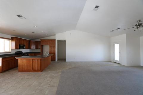 280 Armory Rd, Barstow, CA 92311 photo 4