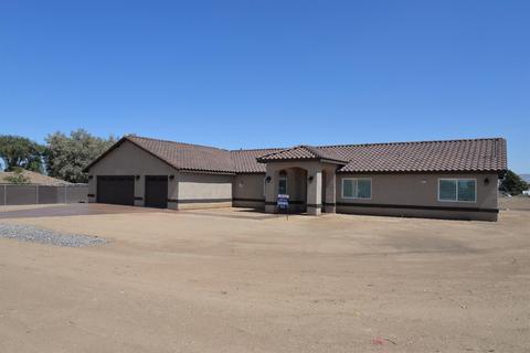 8253 6th Ave, Hesperia, CA 92345 photo 2