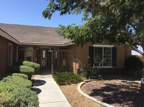 Undisclosed, Apple Valley, CA 92308 photo 3