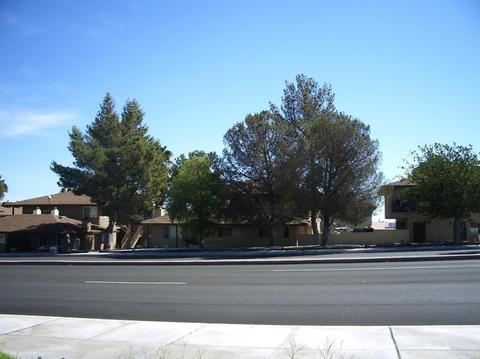 1381 Barstow Rd, Barstow, CA 92311 photo 4