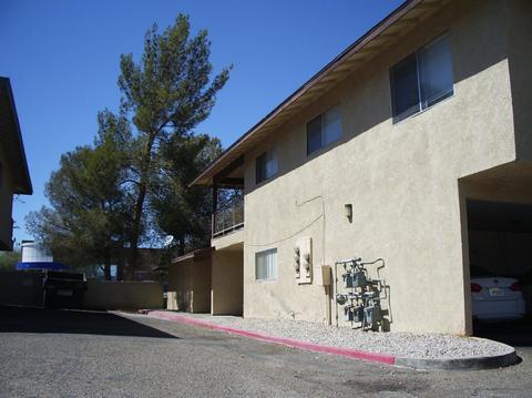 1381 Barstow Rd, Barstow, CA 92311 photo 2