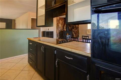 8030 Hemlock Ave, Hesperia, CA 92345 photo 5