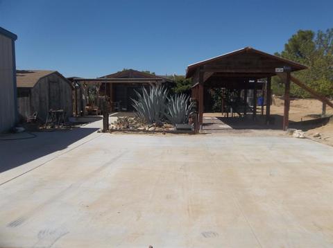 9877 Flora Vista Rd, Apple Valley, CA 92308 photo 1