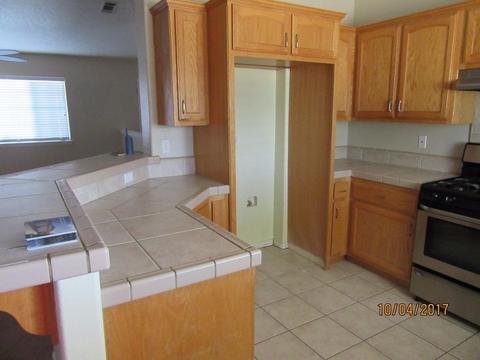 22203 Klickitat Ave, Apple Valley, CA 92307 photo 8