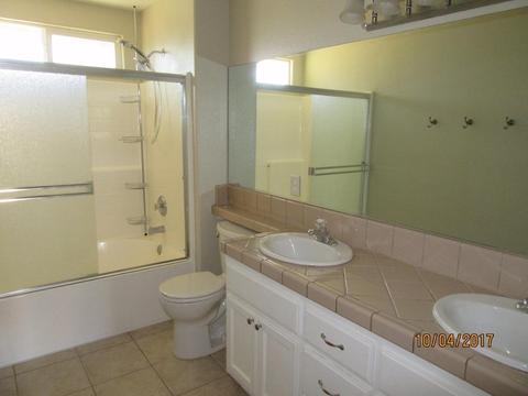 22203 Klickitat Ave, Apple Valley, CA 92307 photo 7
