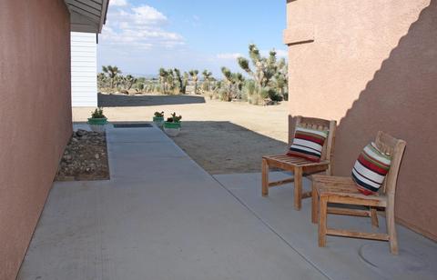 772 Calaveras Rd, Pinon Hills, CA 92372 photo 6