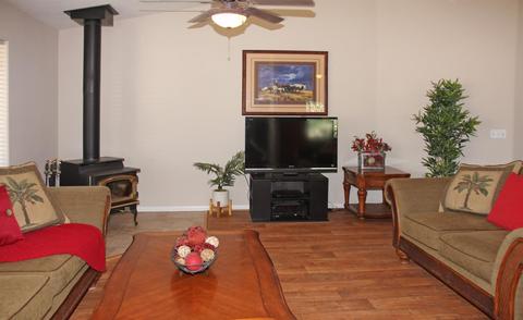 772 Calaveras Rd, Pinon Hills, CA 92372 photo 13