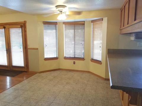 Undisclosed, Apple Valley, CA 92307 photo 8