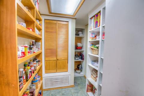 9503 Colfax Rd, Pinon Hills, CA 92372 photo 47