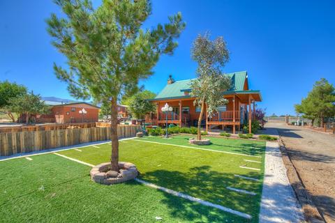 9503 Colfax Rd, Pinon Hills, CA 92372 photo 11