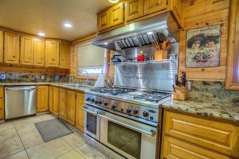 9503 Colfax Rd, Pinon Hills, CA 92372 photo 30