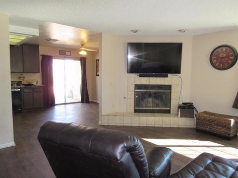 22225 Tajanta Ct, Apple Valley, CA 92307 photo 5